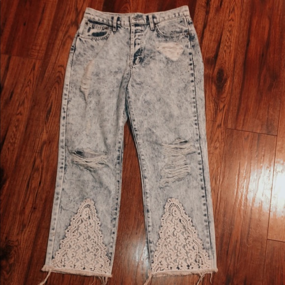 WHITE WASHED RIPPED JEANS - Picture 3 of 7